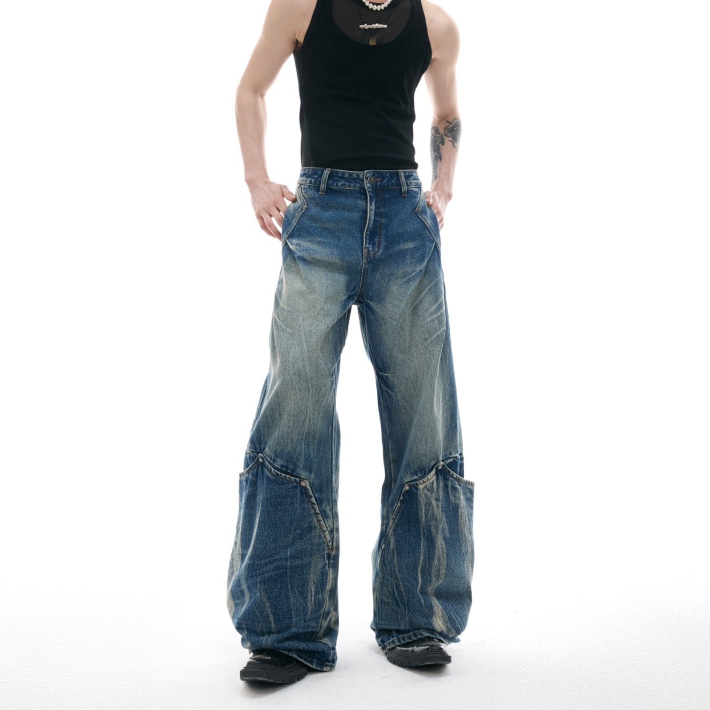 Retro Washed Curved Knife Jeans